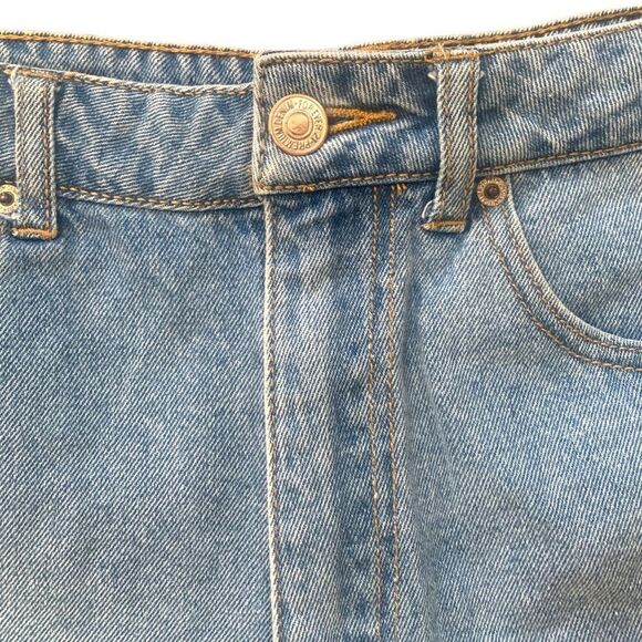 Forever 21 Shorts Light Wash Denim High Waist Cuffed - Picture 4 of 8